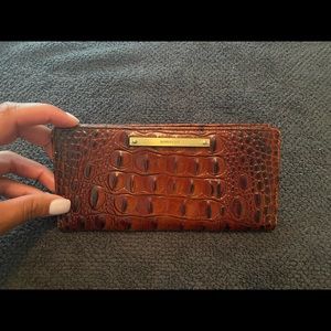 Brahmin wallet